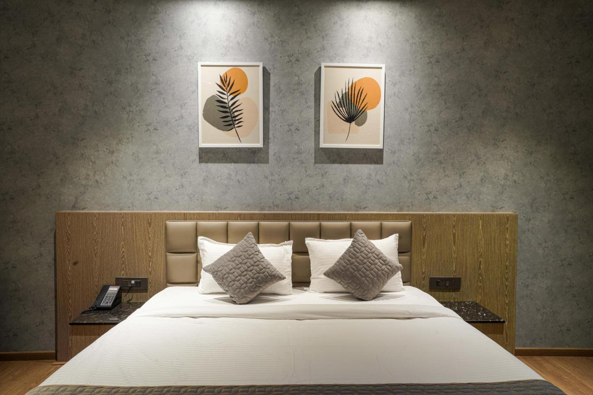 Hotel Tulips Grand Hyderabad Esterno foto