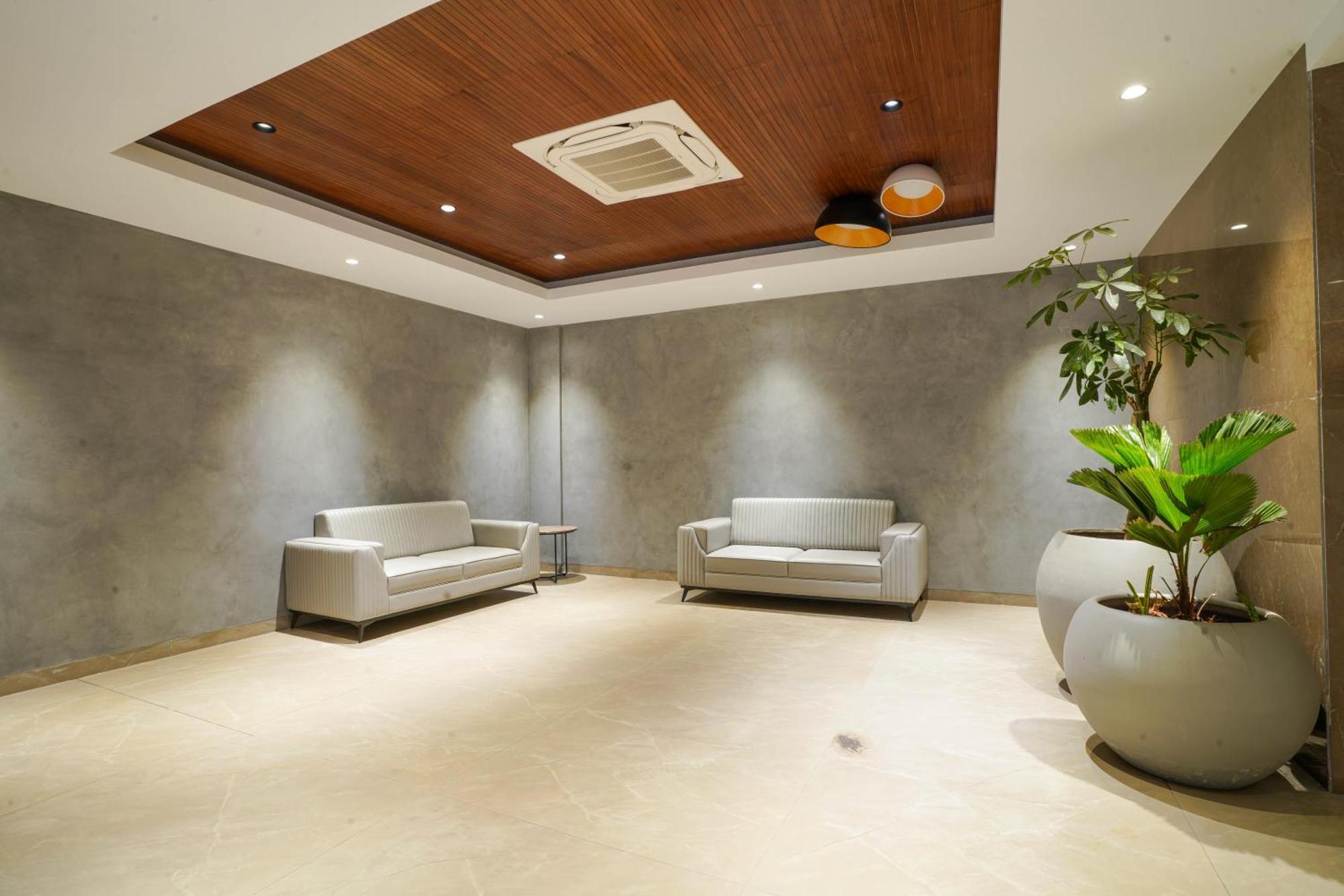 Hotel Tulips Grand Hyderabad Esterno foto